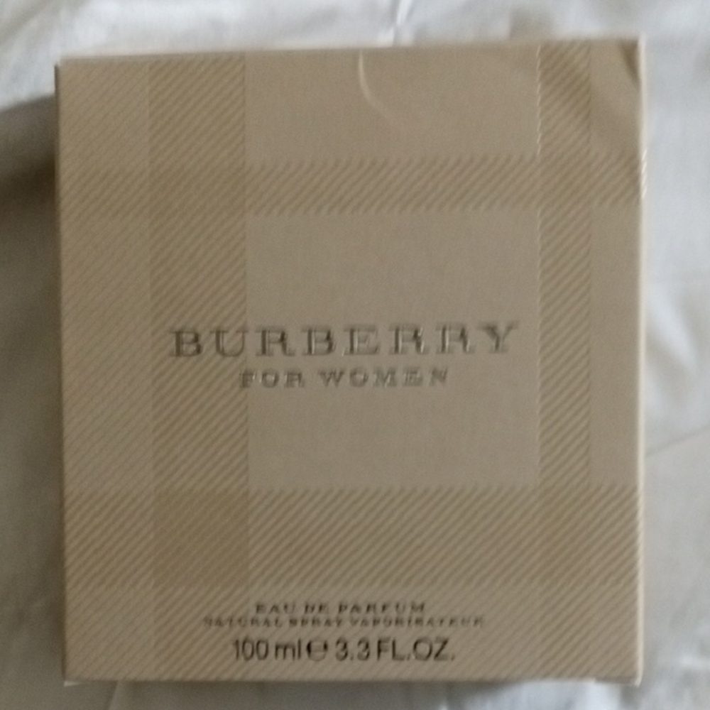 Burberry For Women Eau de Parfum in Elegant Tan Box